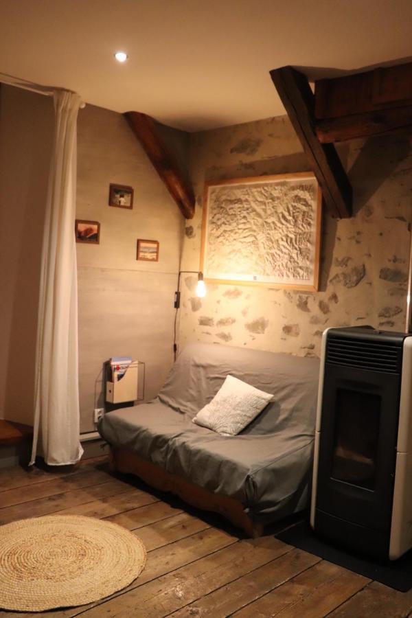 Appartement Dans Une Maison De Pays บรีอองซง ภายนอก รูปภาพ